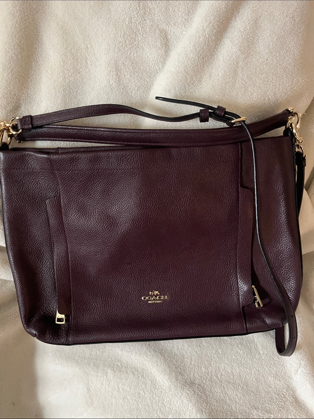 Coach Pebble Leather Shoulder Bag in Burgundy